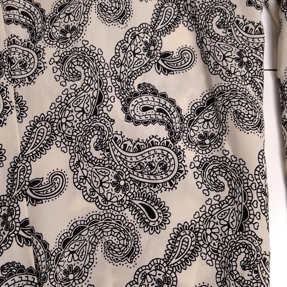 Forever21 Paisley white and black lightweight pants small straight leg polyester - Picture 2 of 5